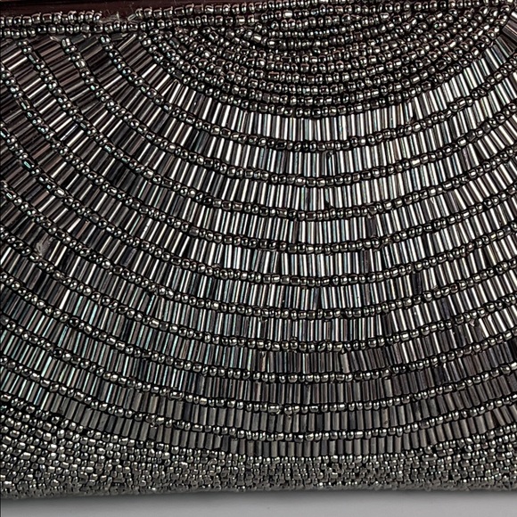 Moyna Silver Clutch Bag/Purse